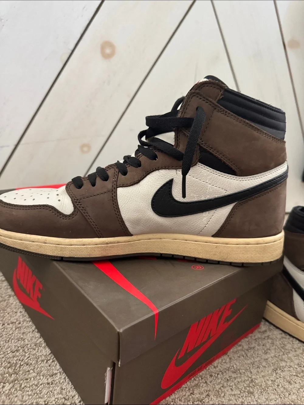 Jordan Travis Scott 1 High OG Brown Black White Used size 13